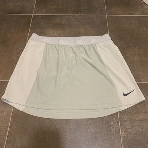 Nike golf skirt